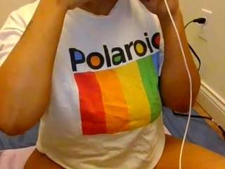 TShirt-Girl nude in hot Live Sex Chat