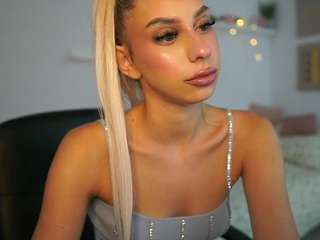 aleksacutiee18 nude in hot Live Sex Chat