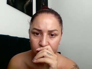 Amy-Office nude in hot Live Sex Chat