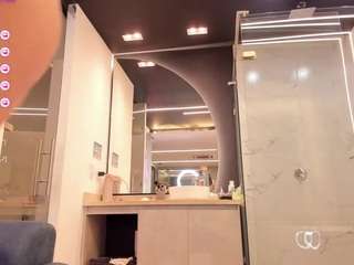Anny Russell nude in hot Live Sex Chat