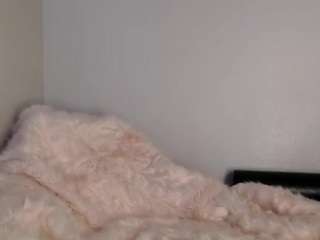 BUNNYFOX114 nude in hot Live Sex Chat
