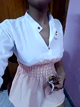Jenny-Kaur naked stripping on cam for live sex video chat