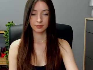 LEAHsensual nude in hot Live Sex Chat