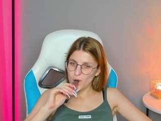 Lisa-Curtis nude in hot Live Sex Chat