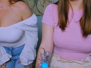 oksi-oksi nude in hot Live Sex Chat