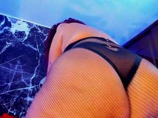 Hanna Miills nude in hot Live Sex Chat