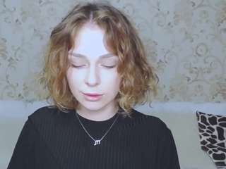 Helen-Honey nude in hot Live Sex Chat