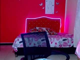 inocent-moon nude in hot Live Sex Chat