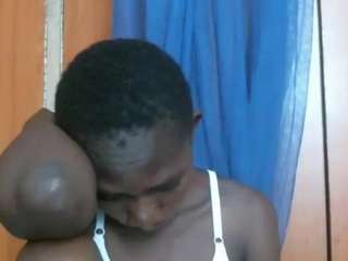 Jiggly-pesh nude in hot Live Sex Chat