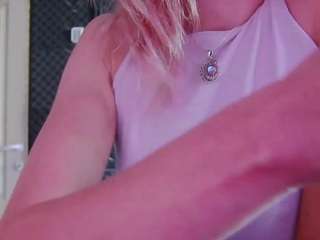 karoline1201 nude in hot Live Sex Chat
