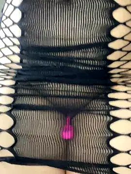Kriti_02 naked stripping on cam for live sex video chat