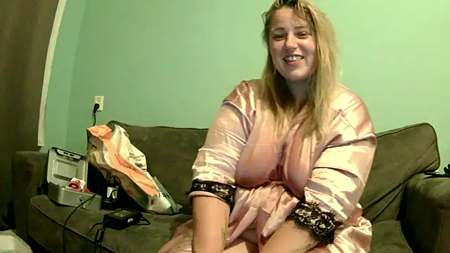 tessa91NL naked stripping on cam for live sex video chat