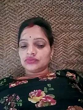 UMAMAHTE naked stripping on cam for live sex video chat