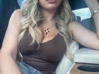 curvyellaxo nude in hot Live Sex Chat