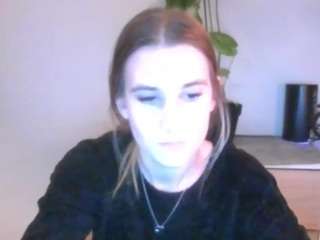 CyntiaAlone nude in hot Live Sex Chat
