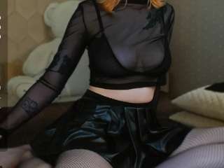 MollyRedhead nude in hot Live Sex Chat
