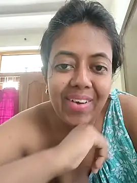 Sexiest_bhabhi naked stripping on cam for live sex video chat