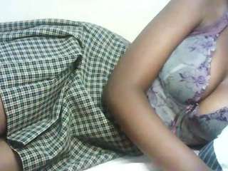 Swit-Berry nude in hot Live Sex Chat