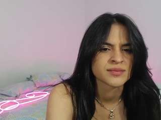 Angelaa-Gill nude in hot Live Sex Chat