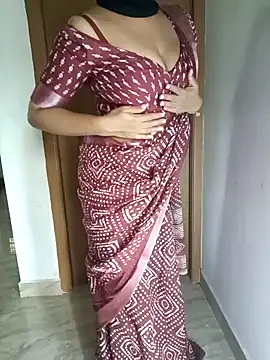 Mallu_Neelaanjanam naked stripping on cam for live sex video chat