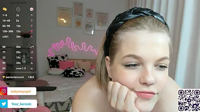 Maya_Rave naked stripping on cam for live sex video chat