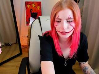 Mira-Blush nude in hot Live Sex Chat