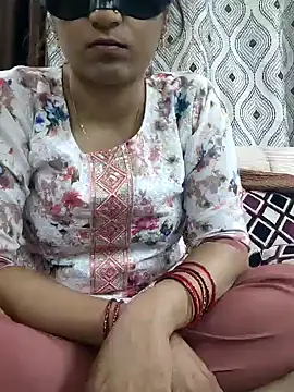 SexyIndianCouple naked stripping on cam for live sex video chat