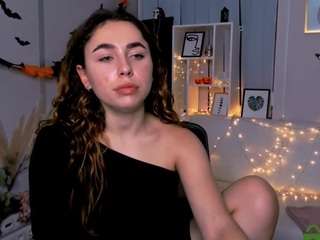 sierra-green nude in hot Live Sex Chat