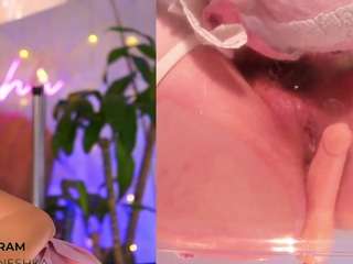 Squirt, ?queen? nude in hot Live Sex Chat