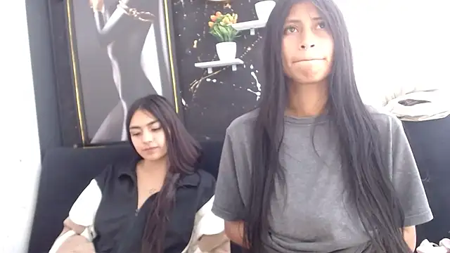 Vanna_Bardot naked stripping on cam for live sex video chat