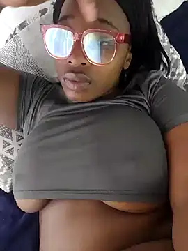 Zee_Online naked stripping on cam for live sex video chat