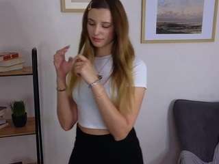 Bonnie-Graham nude in hot Live Sex Chat