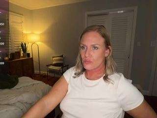 corakona nude in hot Live Sex Chat