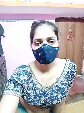 Cute-Simmi naked stripping on cam for live sex video chat