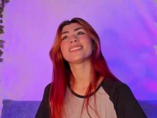 Daniela Saenz nude in hot Live Sex Chat