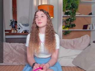 LinnCrago nude in hot Live Sex Chat