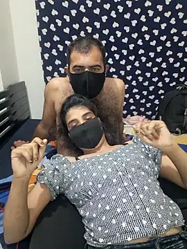 Love_nd_Lust naked stripping on cam for live sex video chat