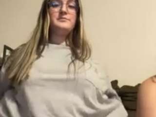 Miss Gemini nude in hot Live Sex Chat