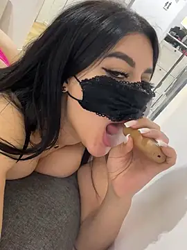 Mohra6969 naked stripping on cam for live sex video chat