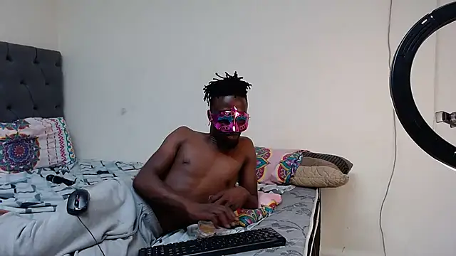 SHANTYBABE naked stripping on cam for live sex video chat