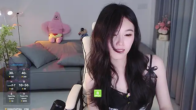 YiJin-a naked stripping on cam for live sex video chat