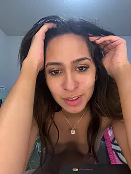 brownbunny512 naked stripping on cam for live sex video chat