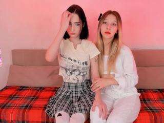 Dina Emilia nude in hot Live Sex Chat