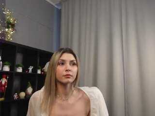 ElvaGravley nude in hot Live Sex Chat
