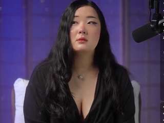 Netta-Cherry nude in hot Live Sex Chat