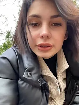 SandraCarter naked stripping on cam for live sex video chat