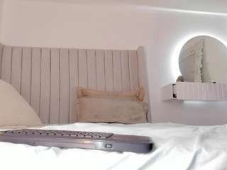 Shelynna, ? nude in hot Live Sex Chat