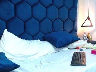 Chloe-HeatF nude in hot Live Sex Chat