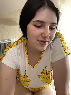 Katie_Meow naked stripping on cam for live sex video chat