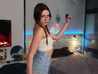 LeilaVegaSmith nude in hot Live Sex Chat